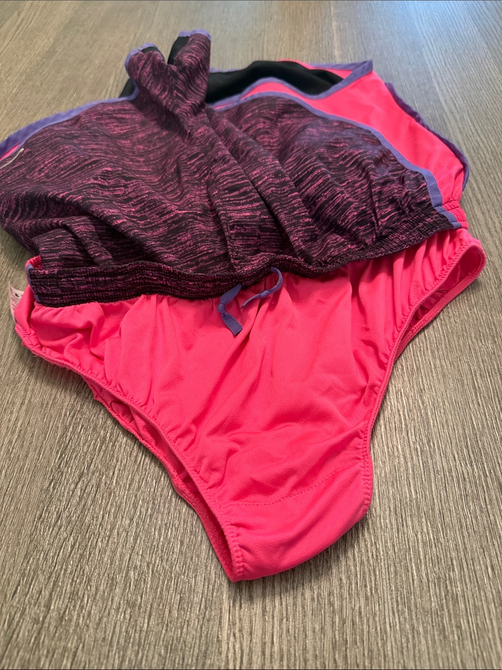 Nike Women’s Pink and Purple Athletic Shorts - Picture 6 of 8